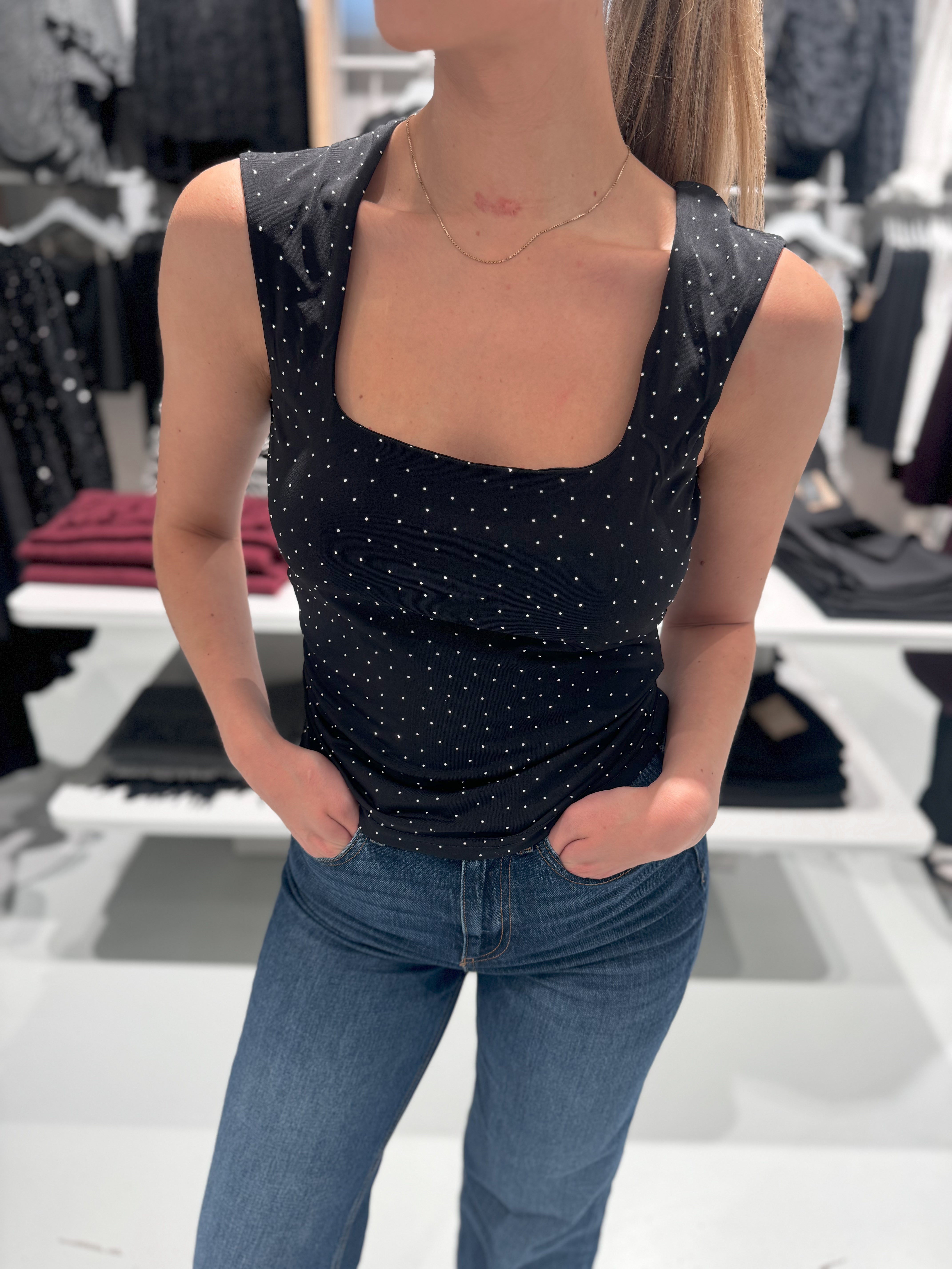 VMNATA Top - Black